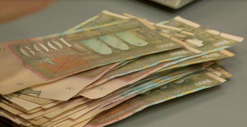 Излажале дека се полицајци и измамиле жена за 100 илјади денари, двајца уапсени во Куманово