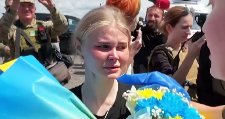 (Видео) Русите по две години ослободија млада Украинка: „Ја мачеа, ја изгладнуваа“