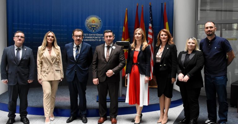 потпишување-меморандум-Унверзитет-Тетово-2.jpg